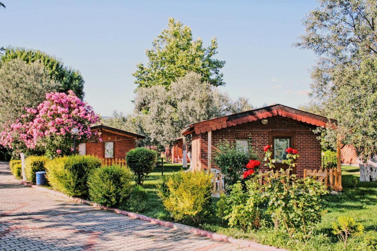 Kervan Tatil Koeyue Edremit  Exteriör bild